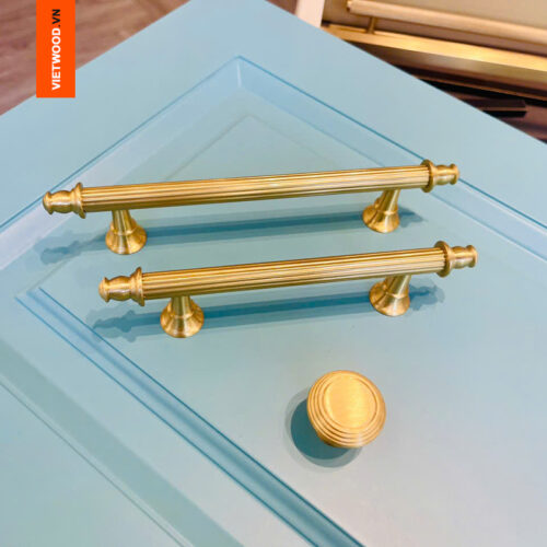 TAY NẮM TỦ CỔ ĐIỂN ĐỒNG THAU SALeLUCE - VIETWOOD